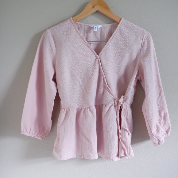 Time and Tru Tops - Women pink top :)